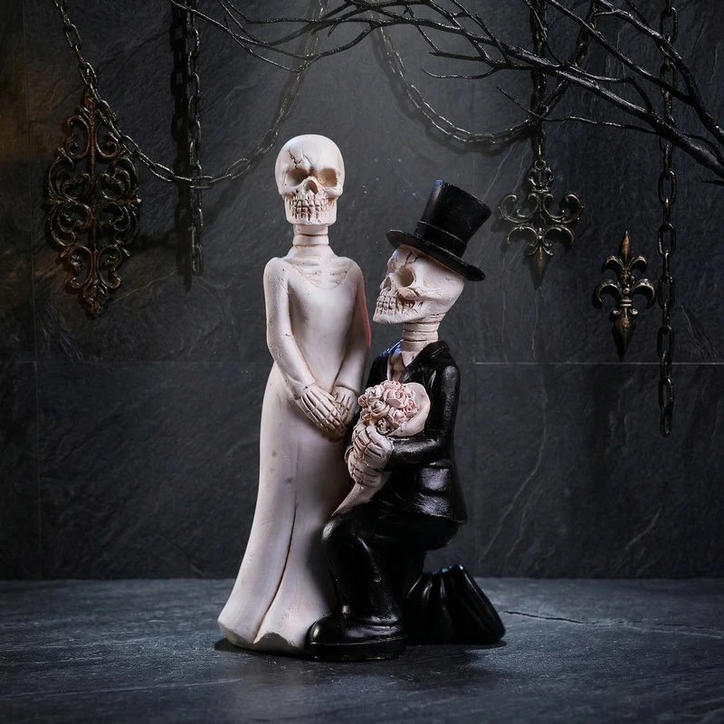 Retro Halloween Skeleton Bride And Groom Couple Resin Ornament Home Desktop Porch Garden Decor | Halloween Decor